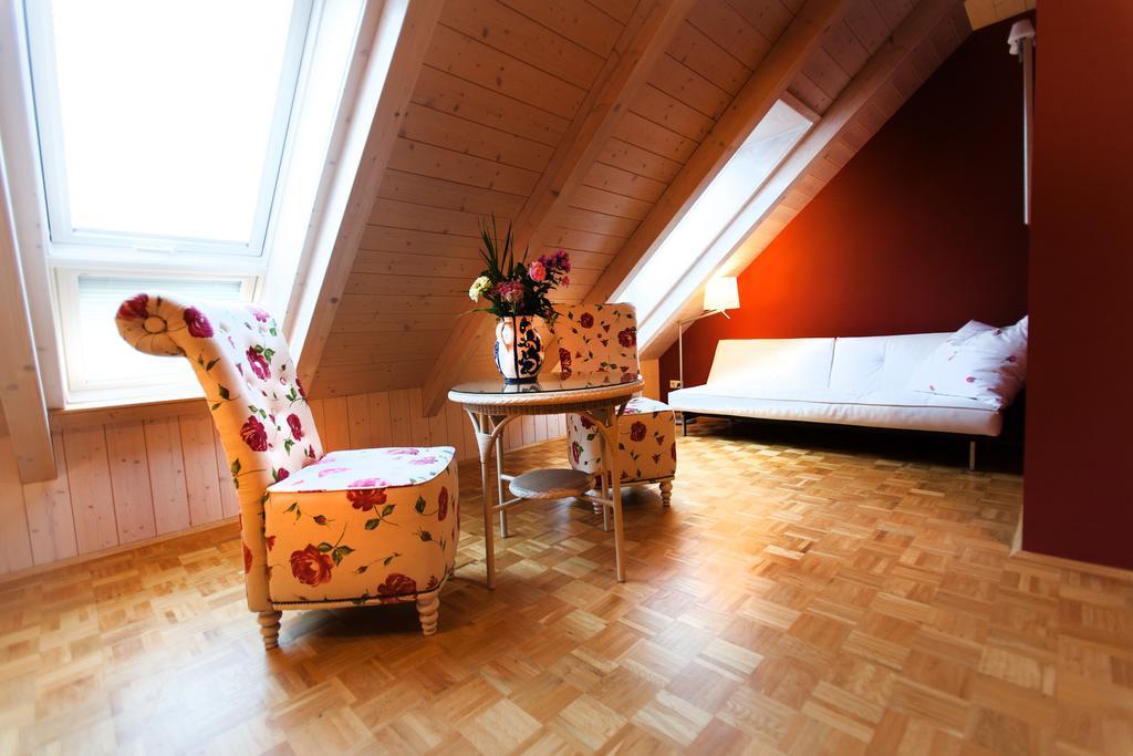 كرغلينغن Gaestehaus Craintaler Muehle B&B الغرفة الصورة